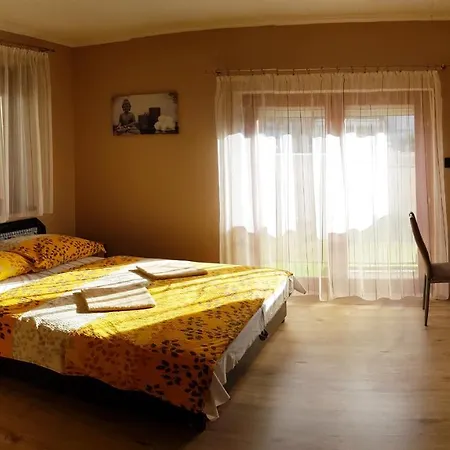 Napsugar Apartmanhaz Nocleg ze śniadaniem