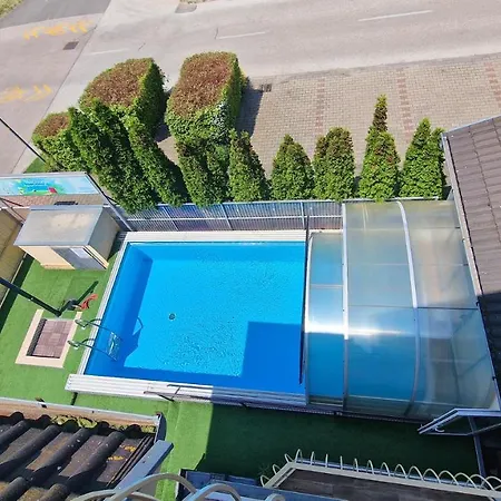 Napsugar Apartmanhaz