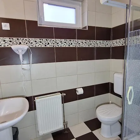 Napsugar Apartmanhaz 4*