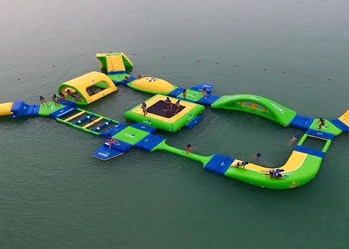 Napsugar Apartmanhaz לינה וארוחת בוקר 3*