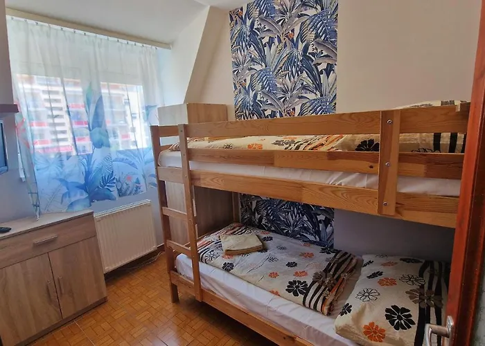 Napsugar Apartmanhaz לינה וארוחת בוקר שיופוק