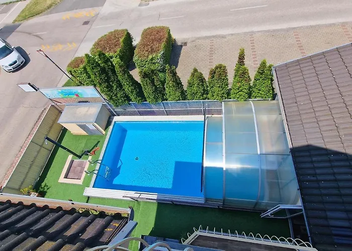 Napsugar Apartmanhaz