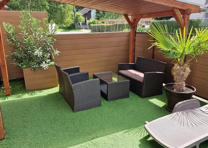 Napsugar Apartmanhaz Bed & Breakfast Siofok